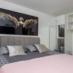 公寓 Queen Hvar Luxury Apartment Jacuzzi & Bikes